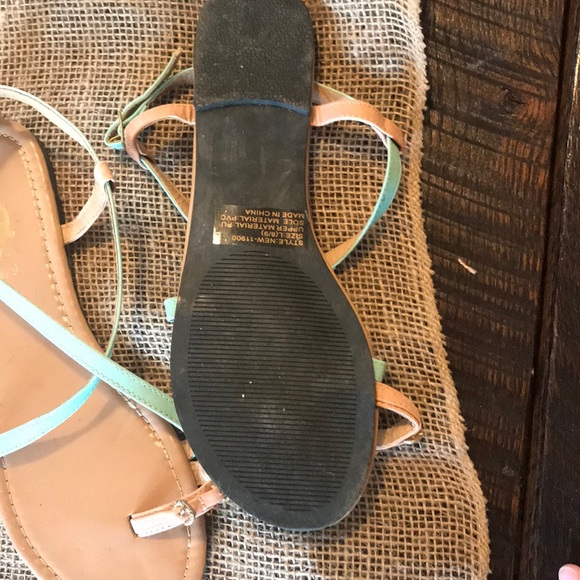 Sandals - Picture 3 of 3